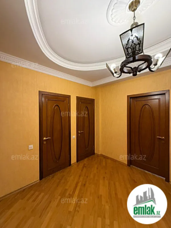 Satılır 3 otaqlı yeni tikili 95 m²