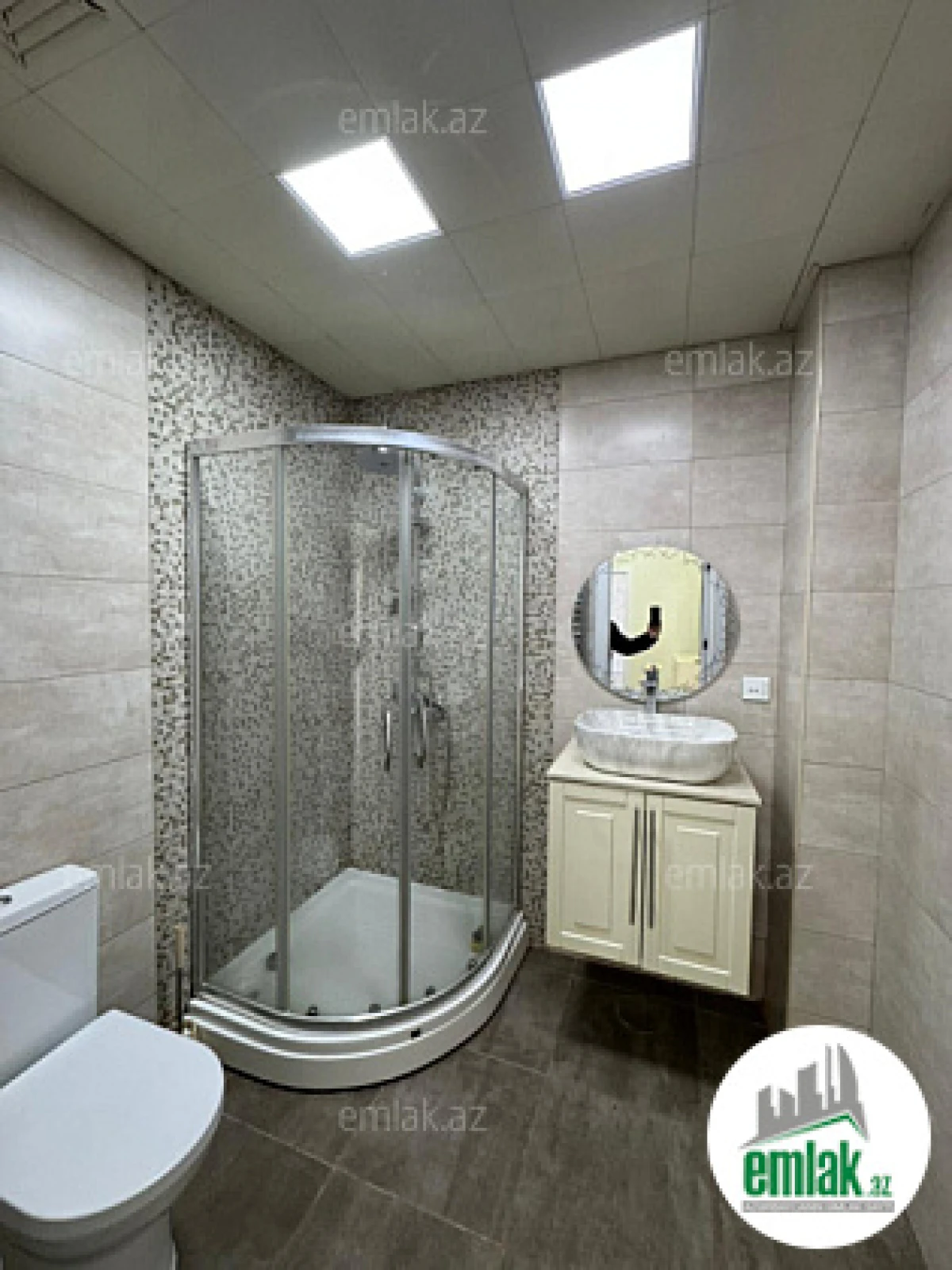 Satılır 2 otaqlı yeni tikili 75 m²