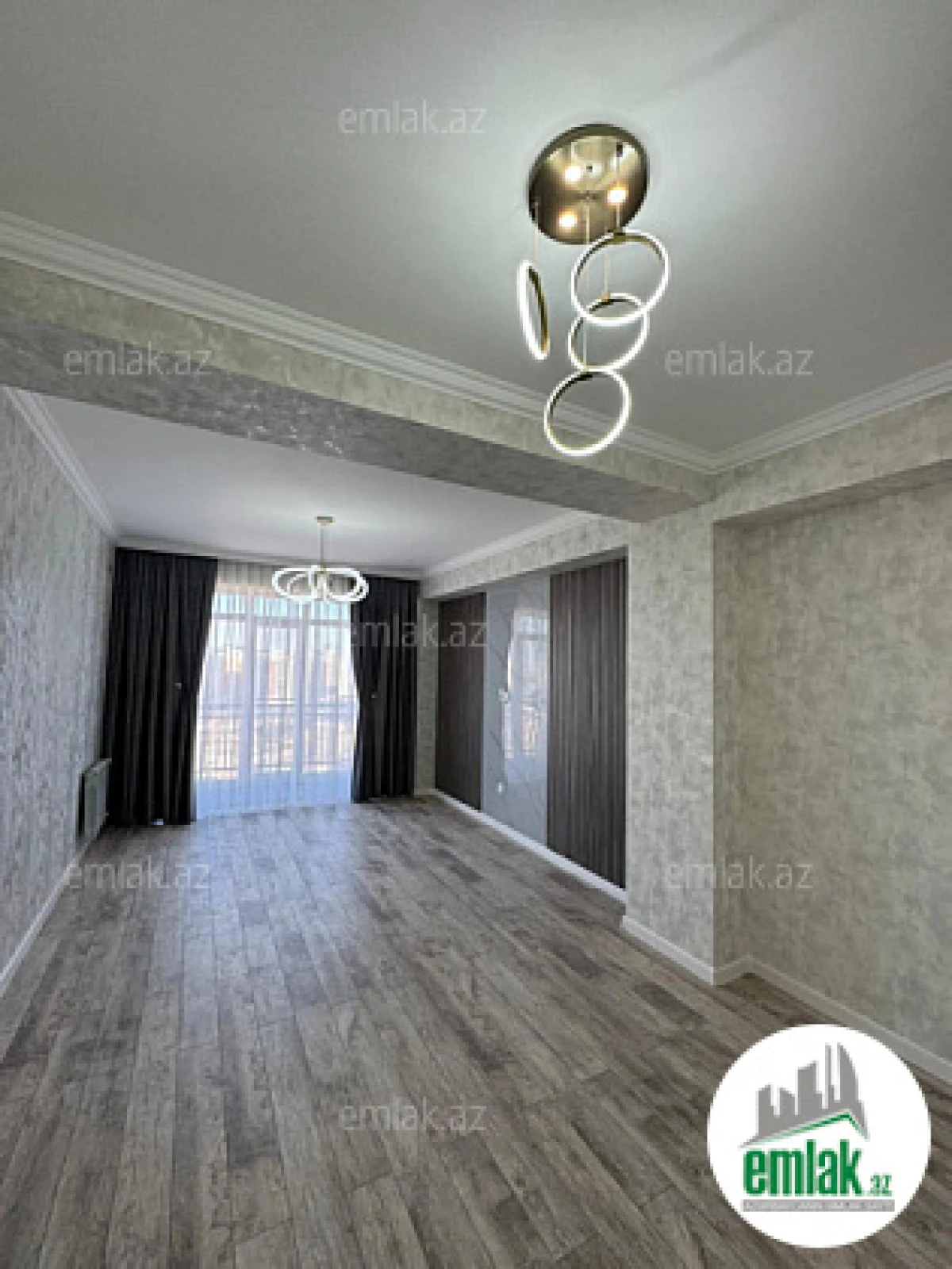 Satılır 2 otaqlı yeni tikili 75 m²