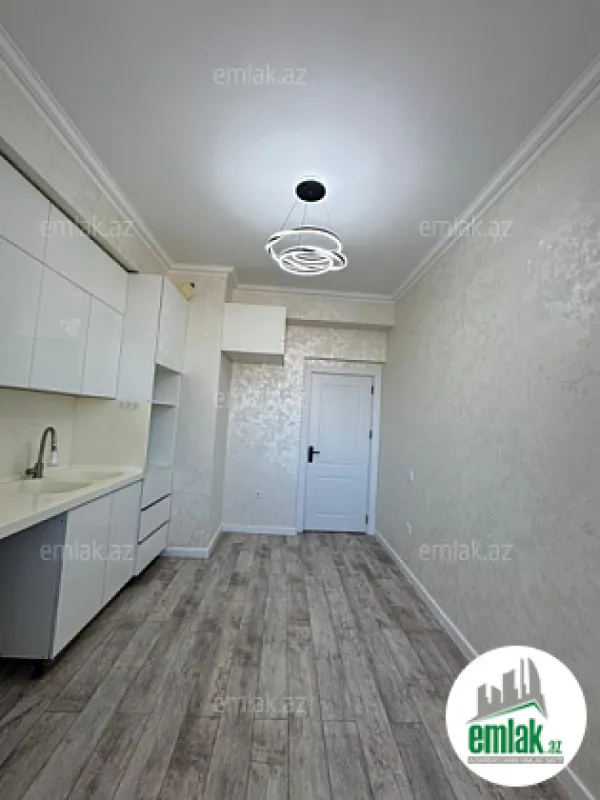 Satılır 2 otaqlı yeni tikili 75 m²