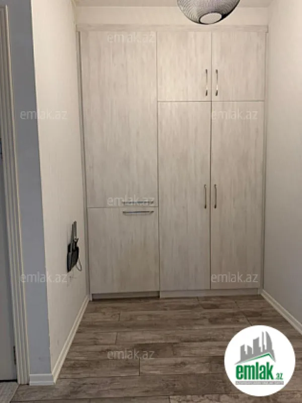 Satılır 2 otaqlı köhnə tikili 65 m²