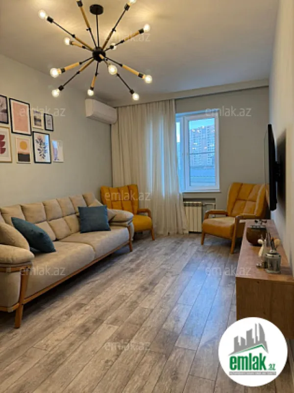 Satılır 2 otaqlı köhnə tikili 65 m²