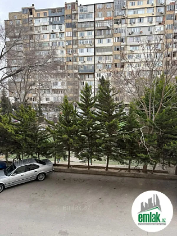 Satılır 2 otaqlı köhnə tikili 65 m²