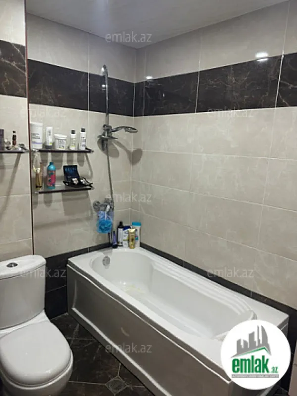 Satılır 2 otaqlı yeni tikili 70 m²