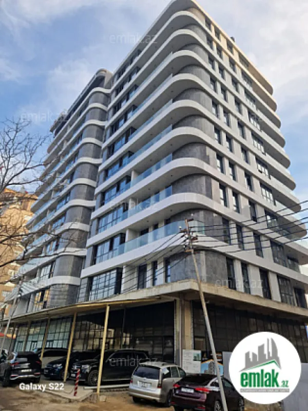 Satılır 2 otaqlı köhnə tikili 62 m²