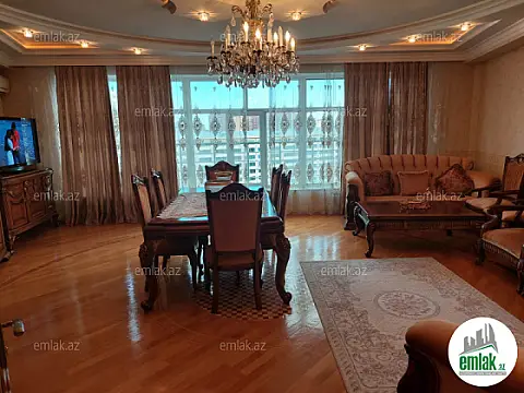 Satılır 4 otaqlı yeni tikili 200 m² — Bakı 4 otaq 200.00 m²