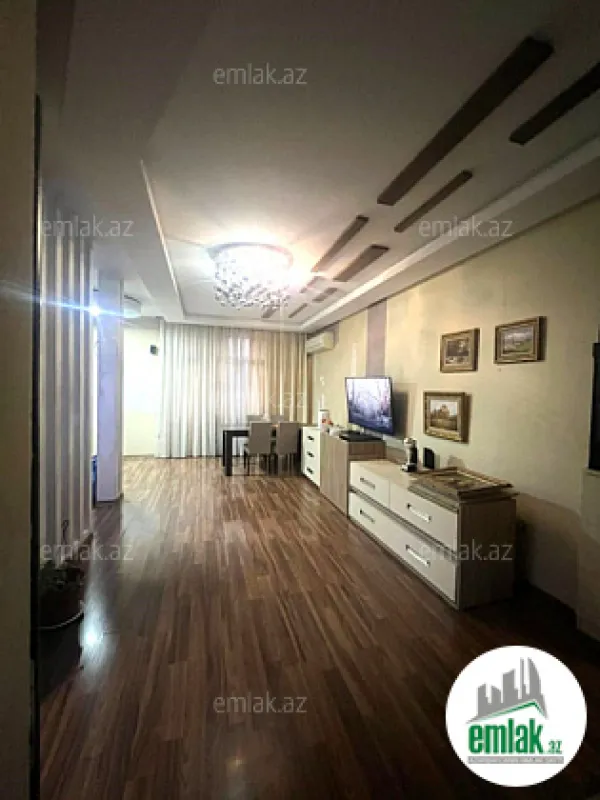 Satılır 3 otaqlı yeni tikili 110 m²