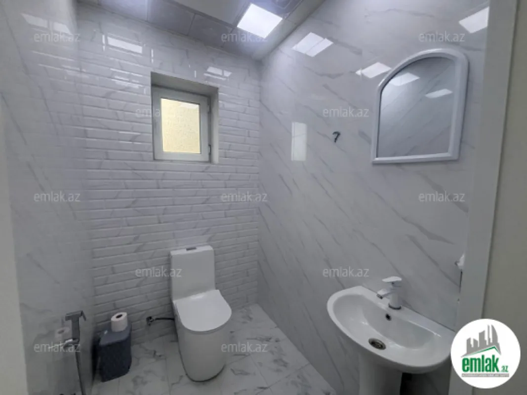 Satılır 4 otaqlı həyət evi 330 m²