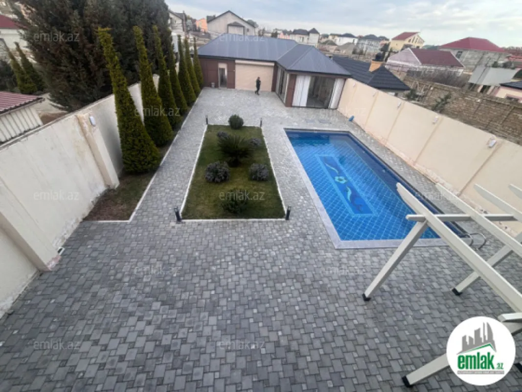 Satılır 4 otaqlı həyət evi 330 m²