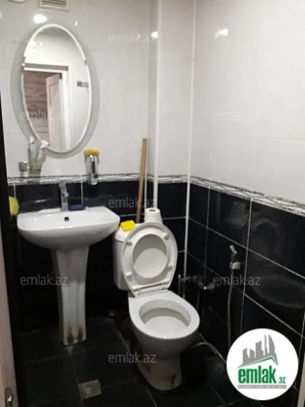 Satılır 1 otaqlı köhnə tikili 35 m²