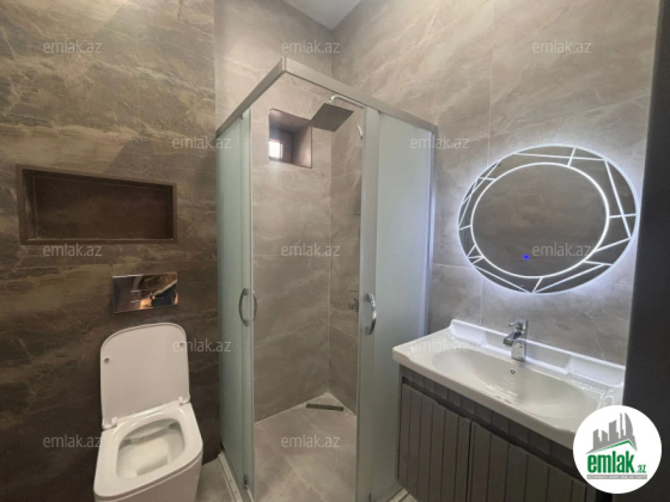 Satılır 4 otaqlı həyət evi 140 m²