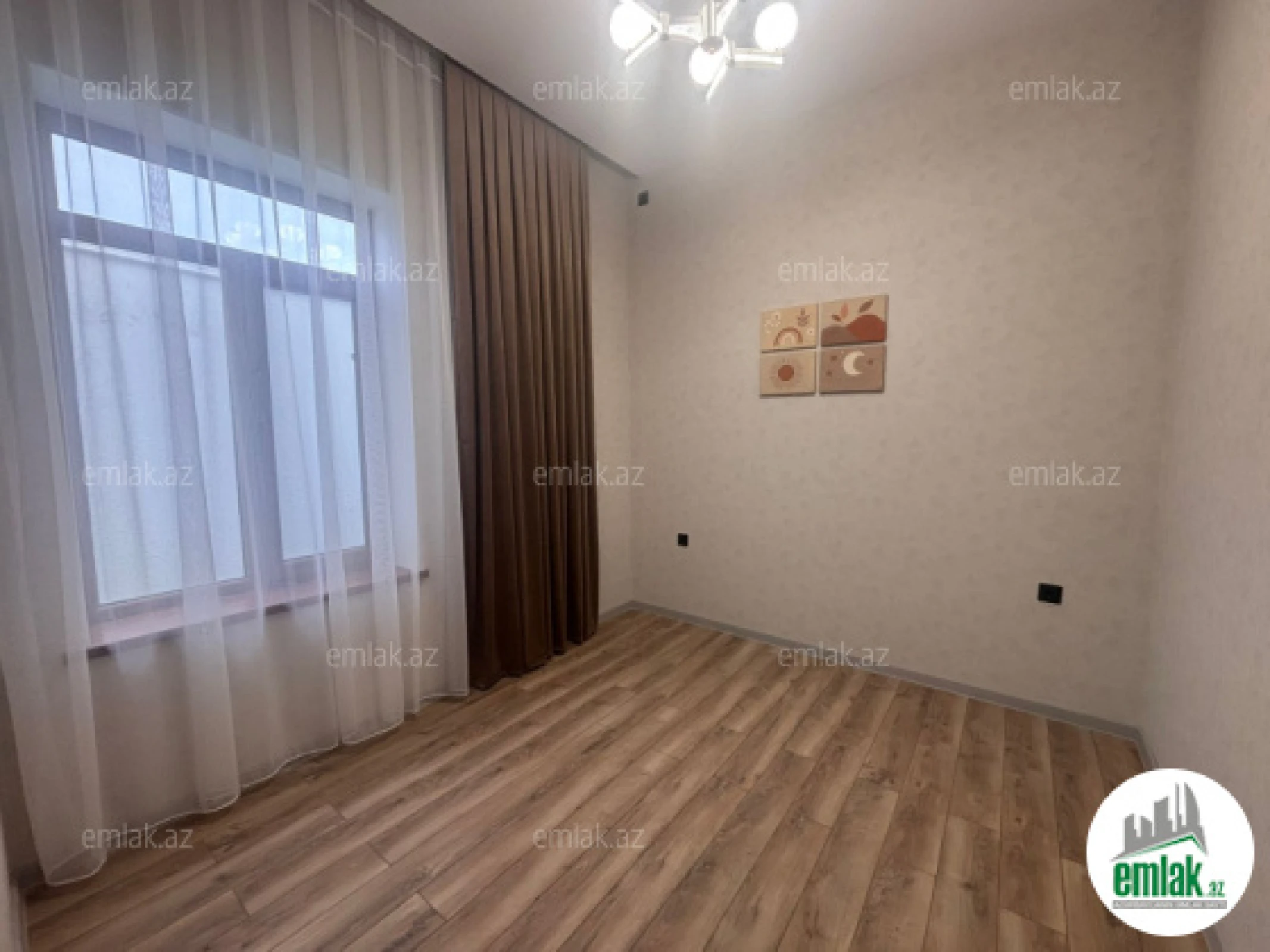 Satılır 4 otaqlı həyət evi 140 m²