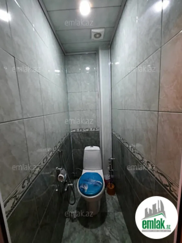 Satılır 2 otaqlı köhnə tikili 60 m²
