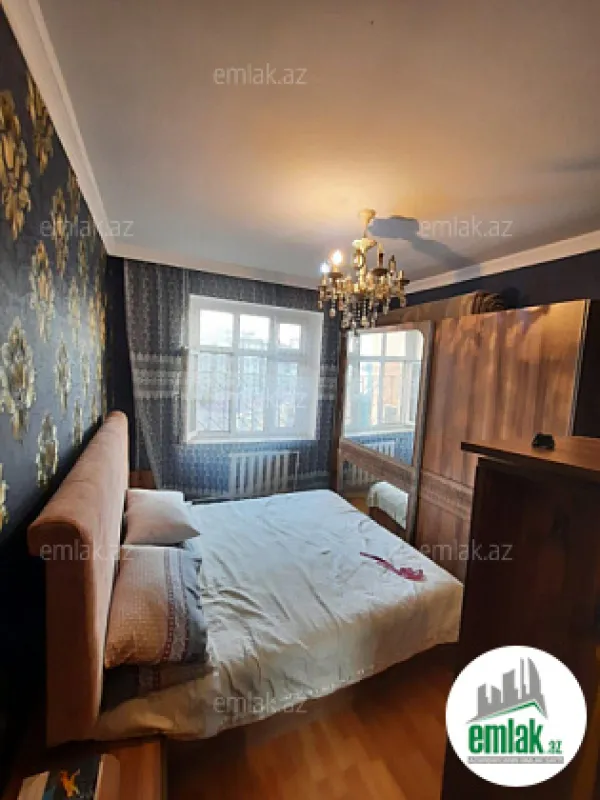 Satılır 2 otaqlı köhnə tikili 60 m²