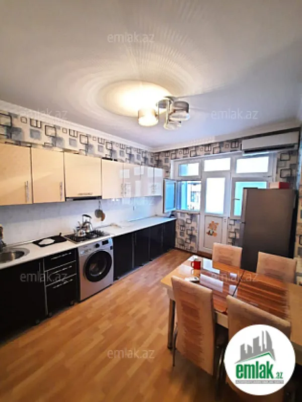 Satılır 2 otaqlı köhnə tikili 60 m²