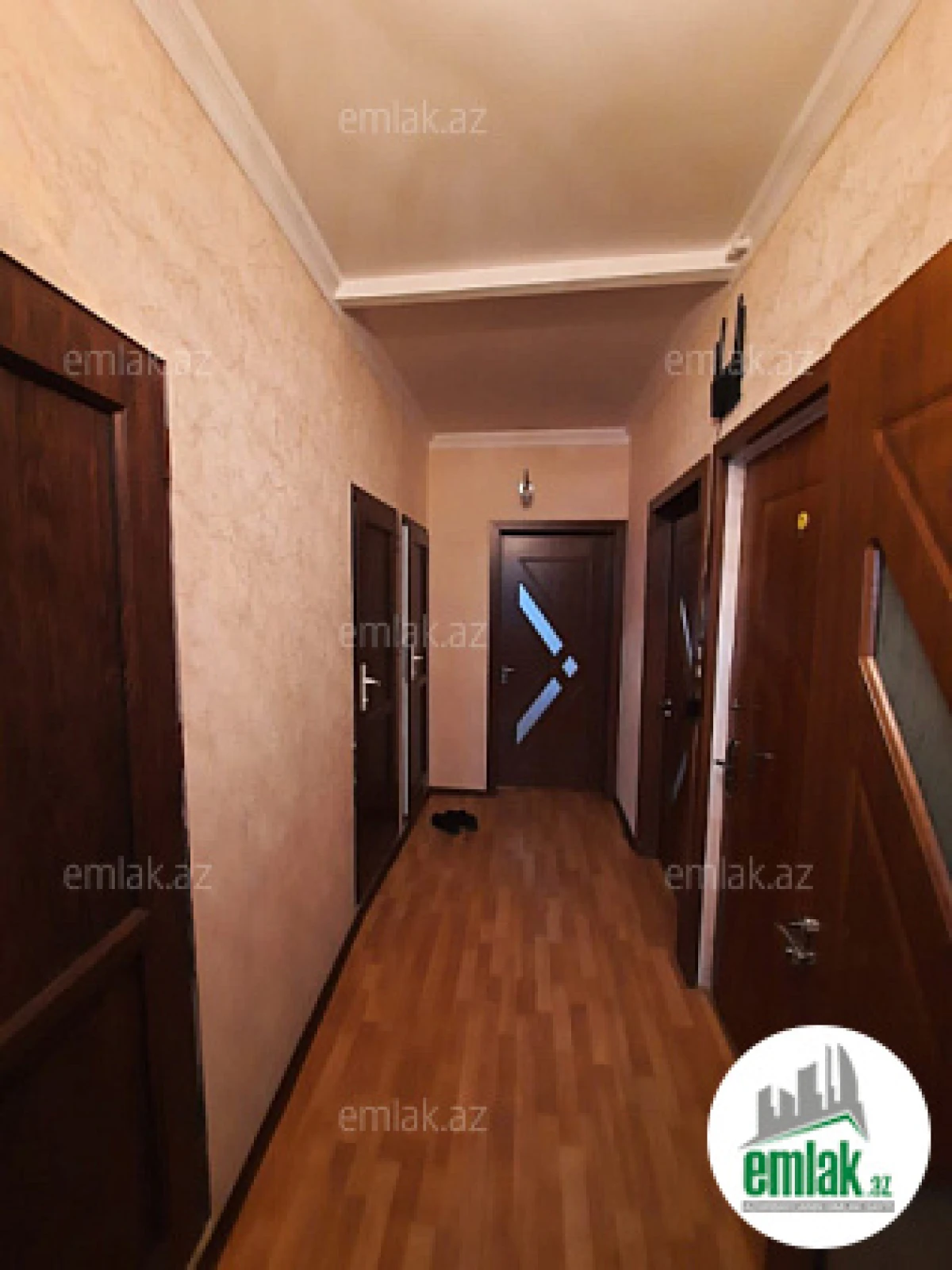 Satılır 2 otaqlı köhnə tikili 60 m²