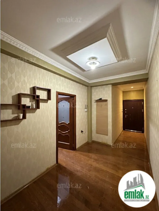 Satılır 3 otaqlı yeni tikili 70 m²