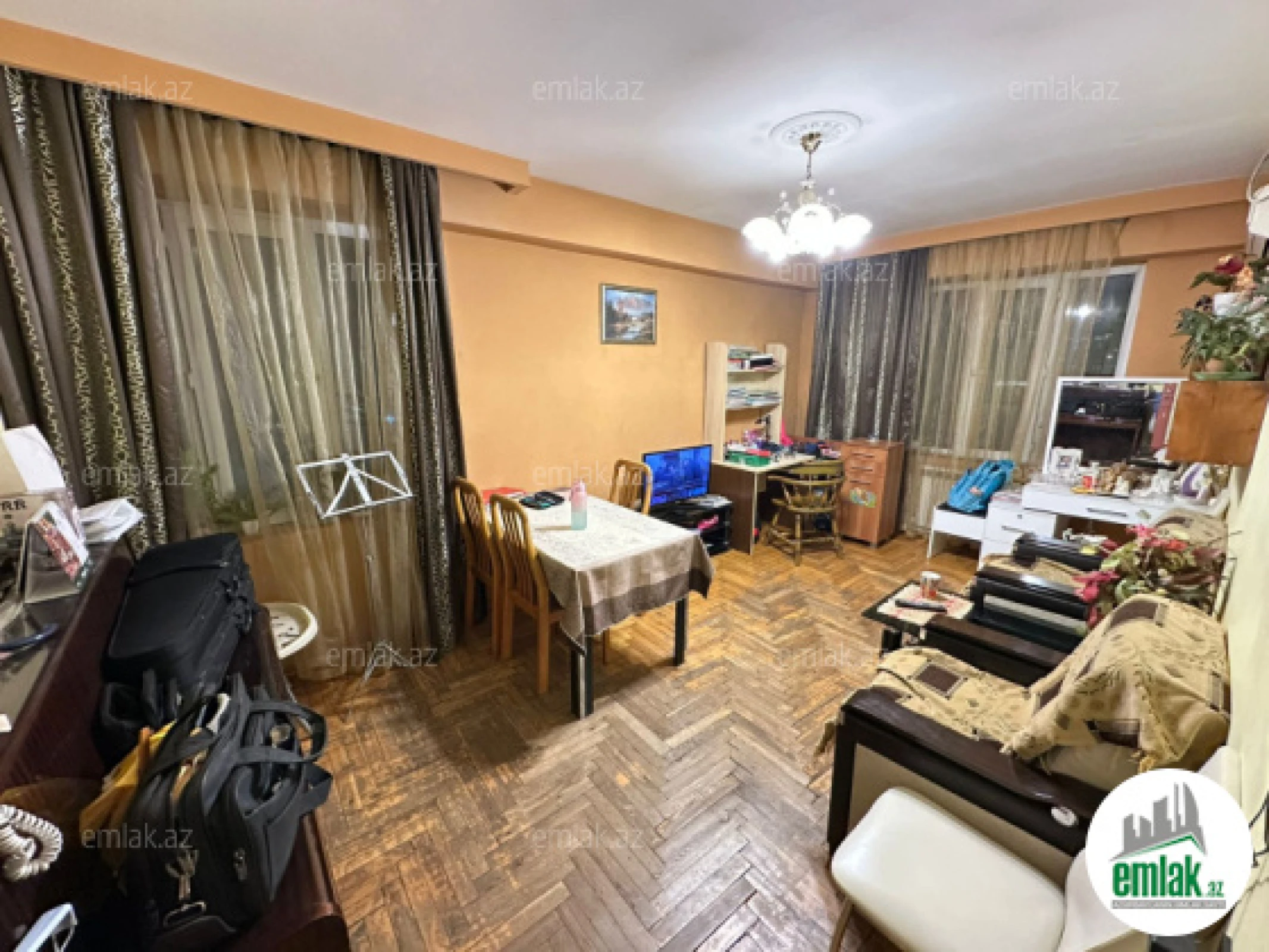 Satılır 3 otaqlı köhnə tikili 80 m²