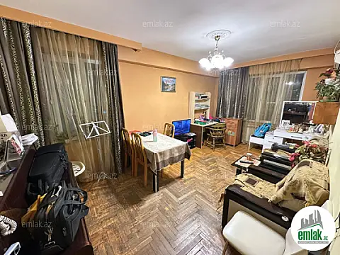 Satılır 3 otaqlı köhnə tikili 80 m² — Bakı 3 otaq 80.00 m²