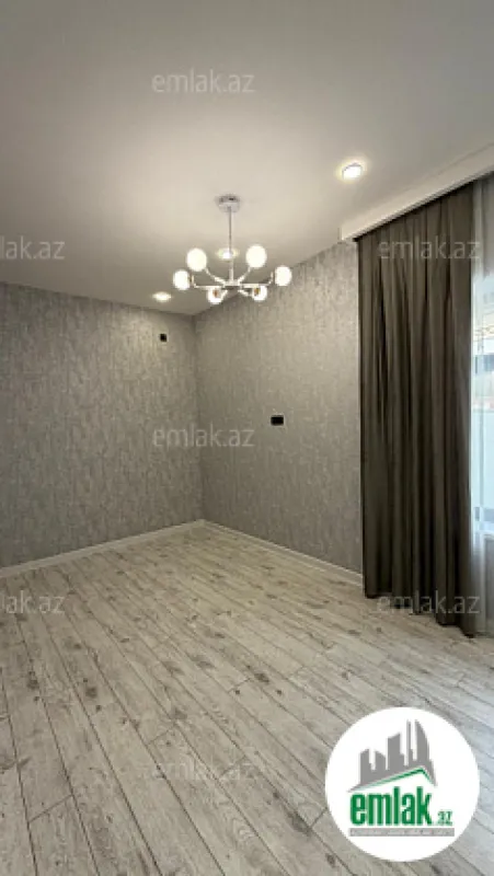 Satılır 4 otaqlı mənzil 140 m²