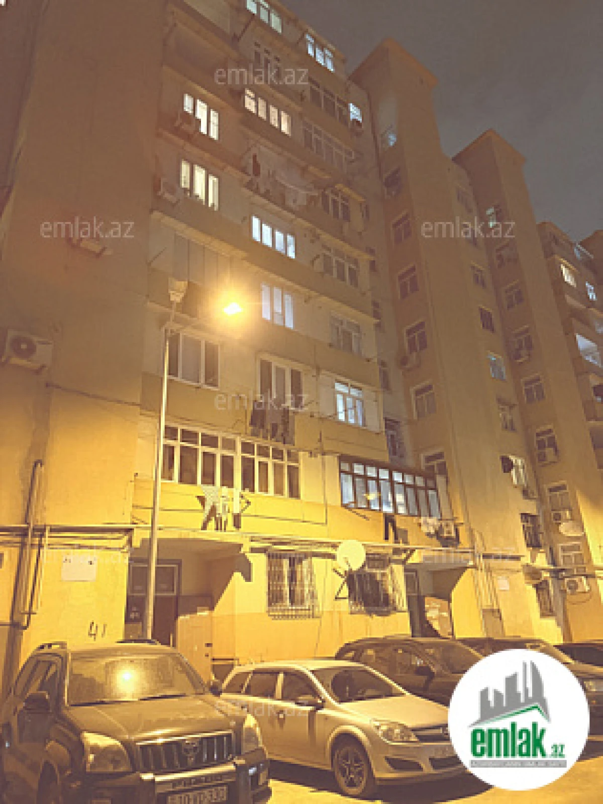 Satılır 3 otaqlı köhnə tikili 75 m²