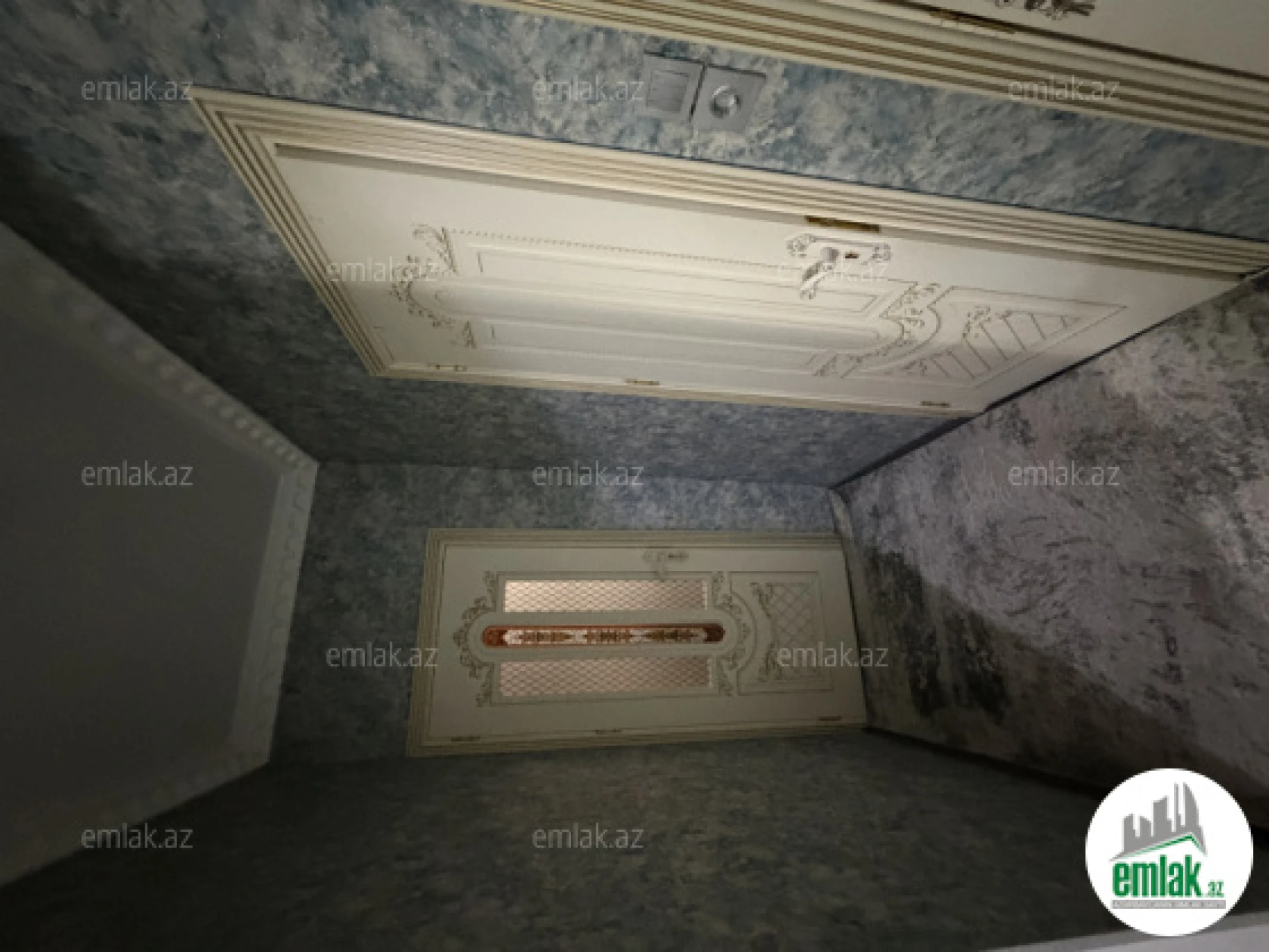 Satılır 3 otaqlı köhnə tikili 75 m²