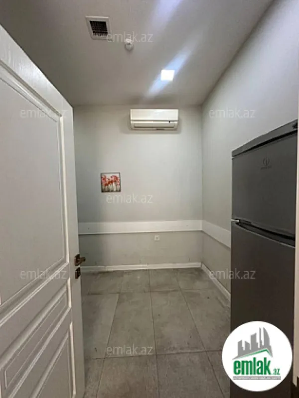 Satılır 11 otaqlı obyekt 270 m²
