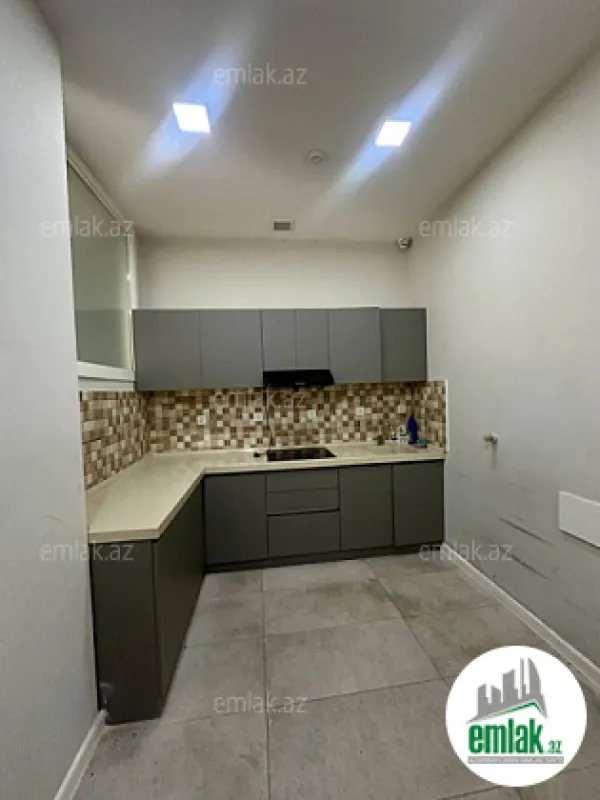 Satılır 11 otaqlı obyekt 270 m²
