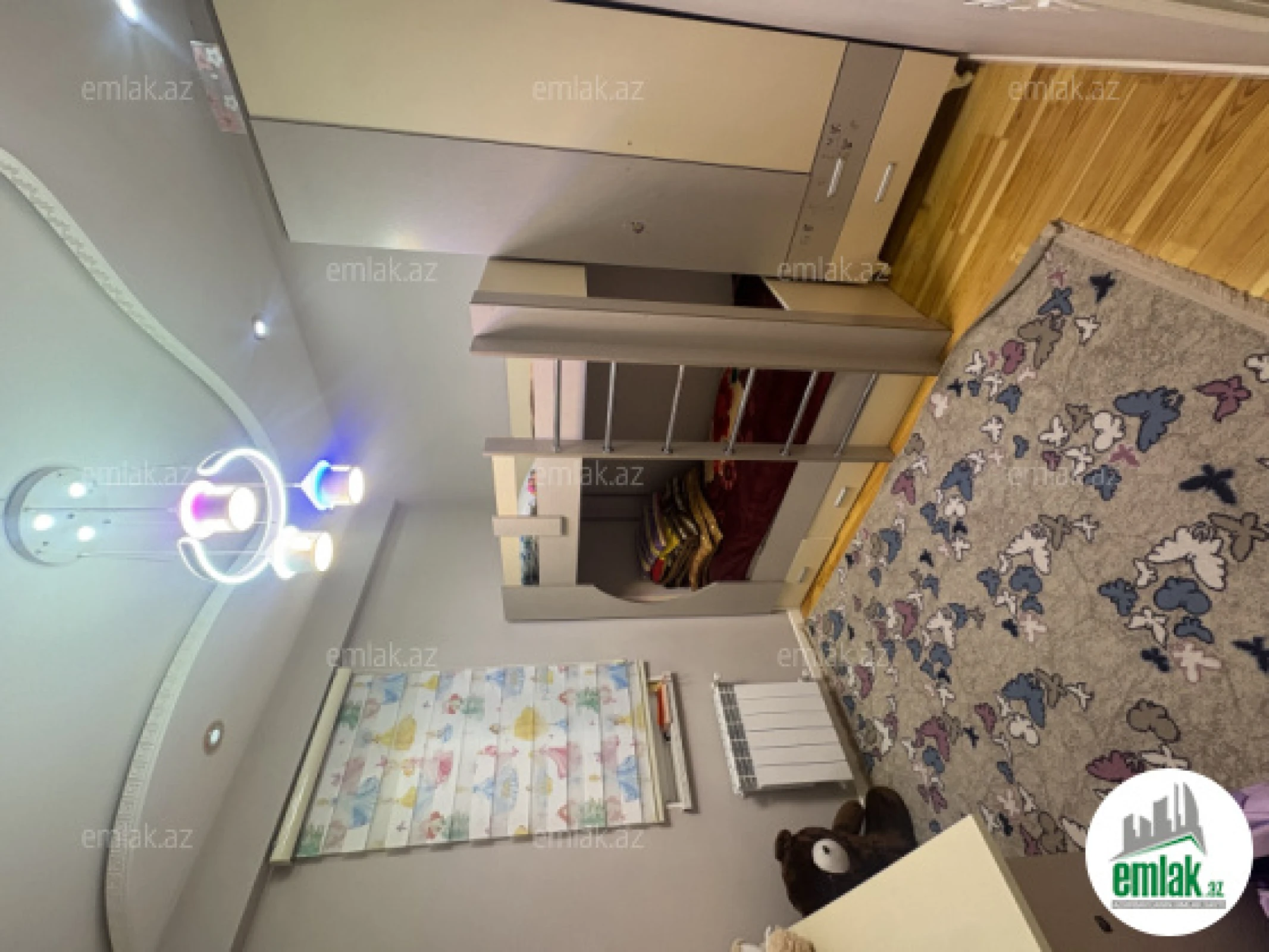 Satılır 3 otaqlı yeni tikili 76 m²