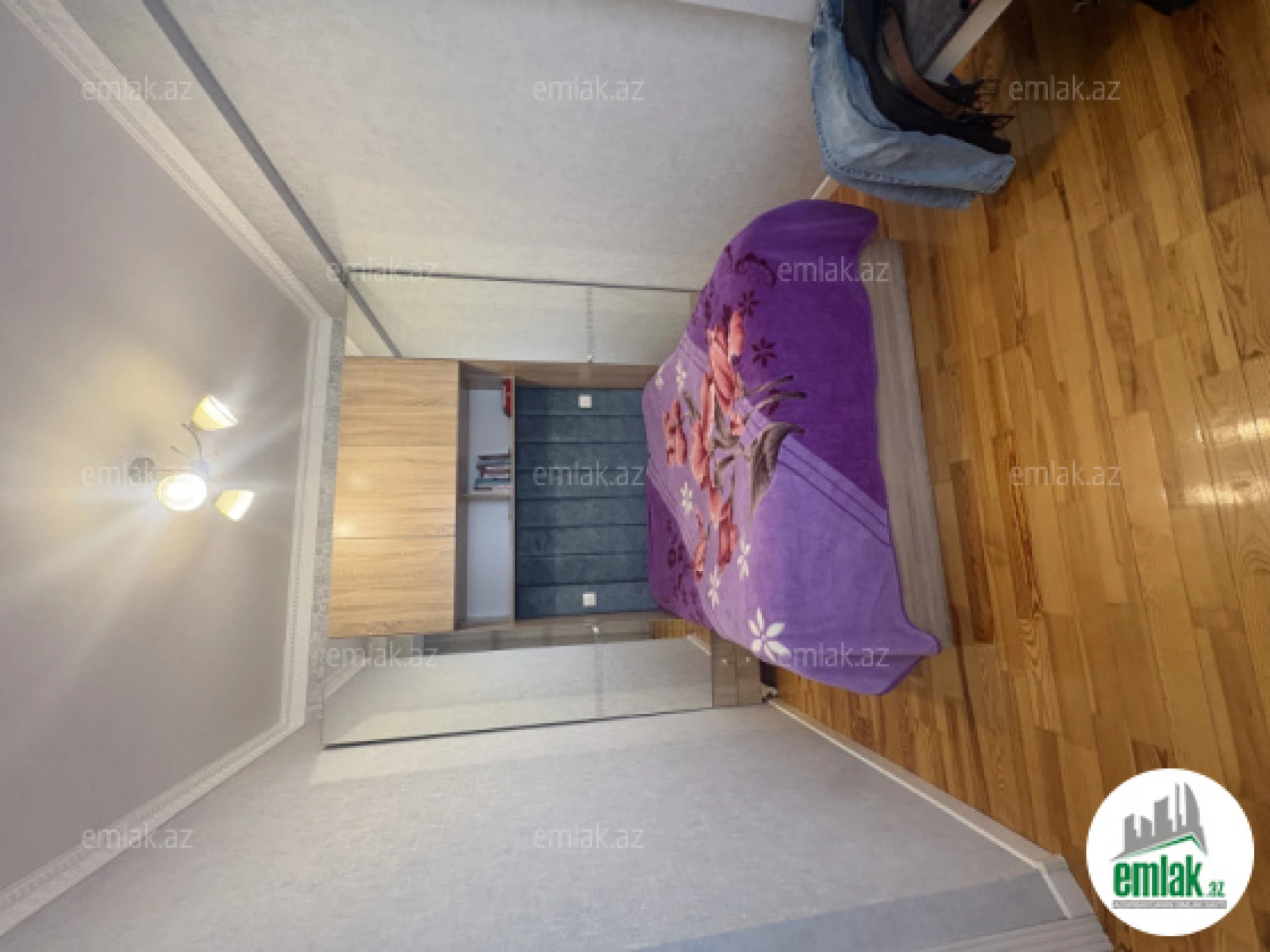 Satılır 3 otaqlı yeni tikili 76 m²