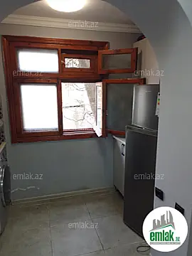 Satılır 1 otaqlı köhnə tikili 34 m²