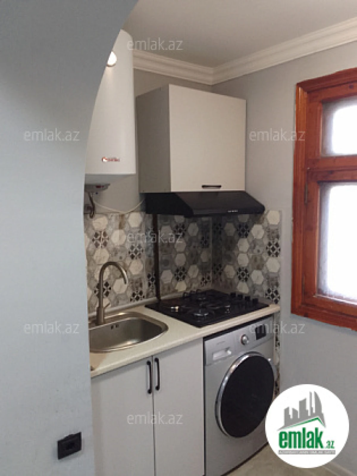 Satılır 1 otaqlı köhnə tikili 34 m²