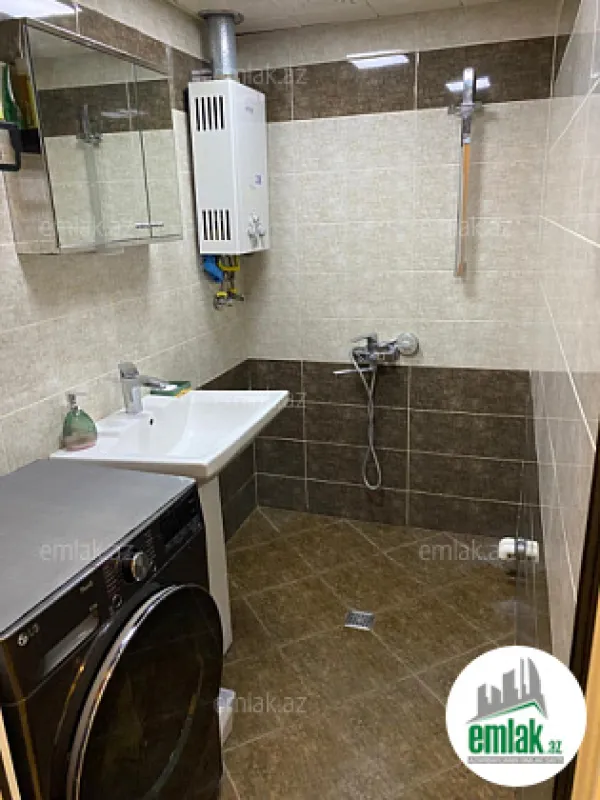 Satılır 3 otaqlı köhnə tikili 70 m²