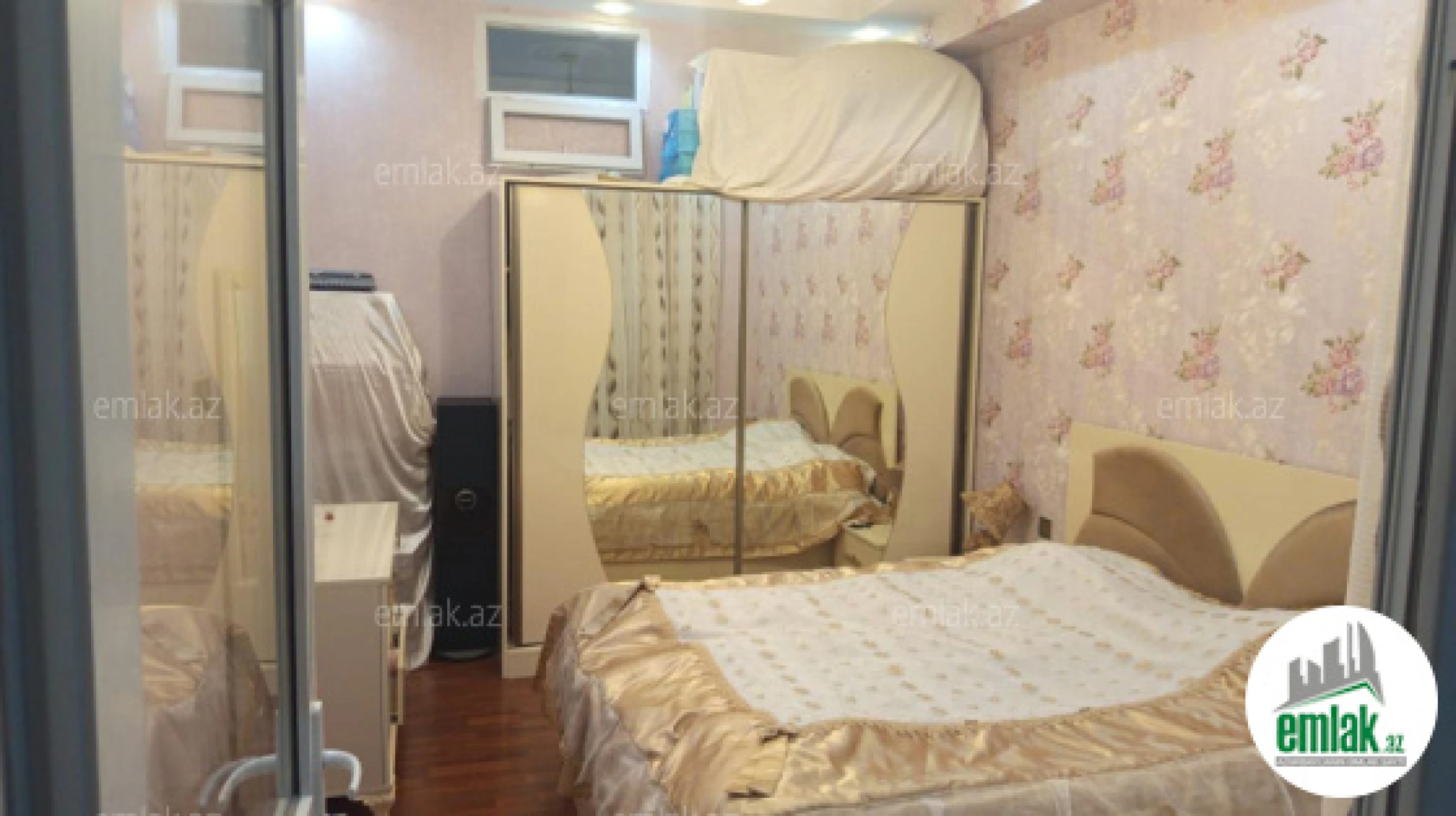 Satılır 3 otaqlı yeni tikili 83 m²