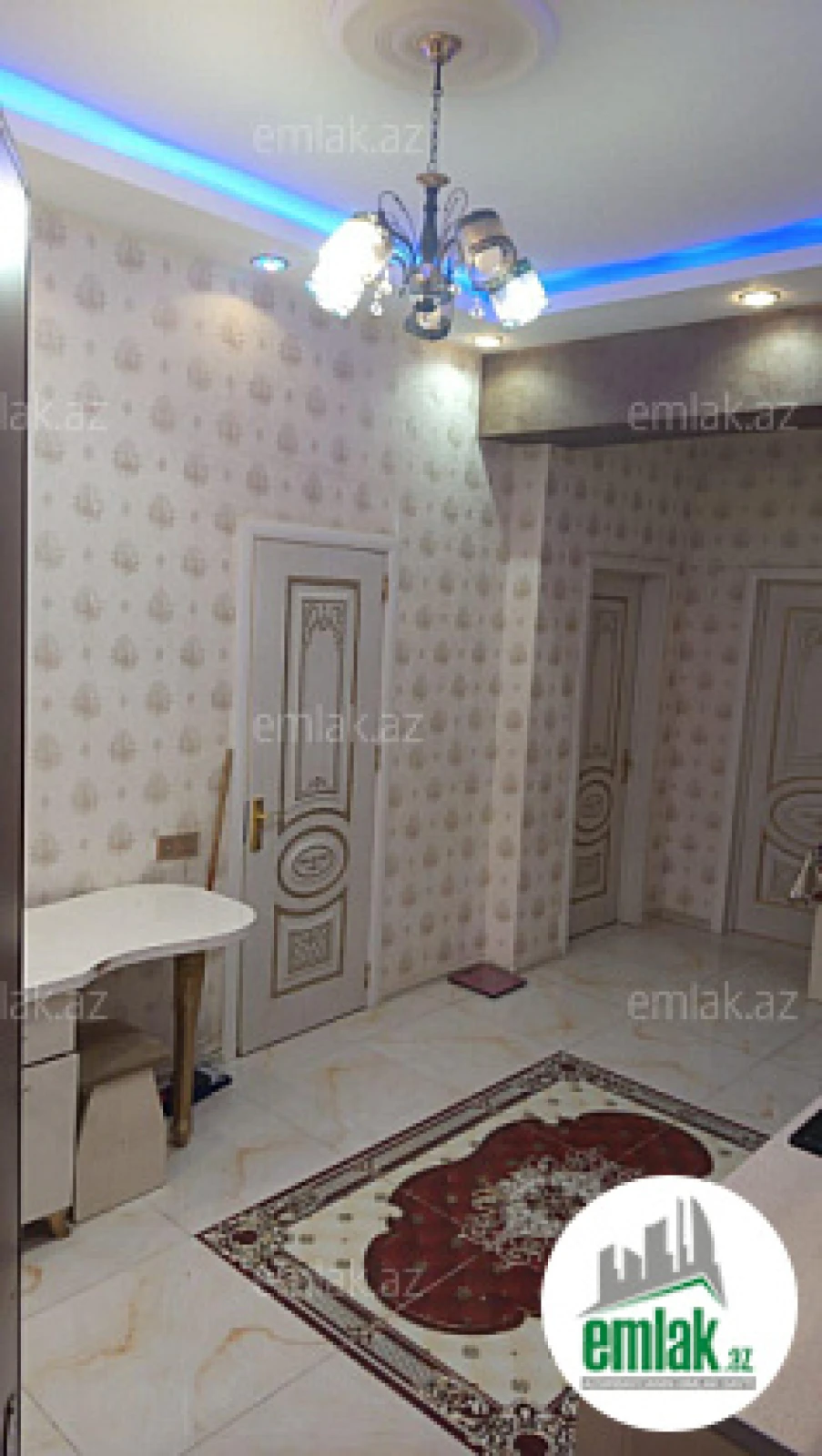 Satılır 3 otaqlı yeni tikili 83 m²