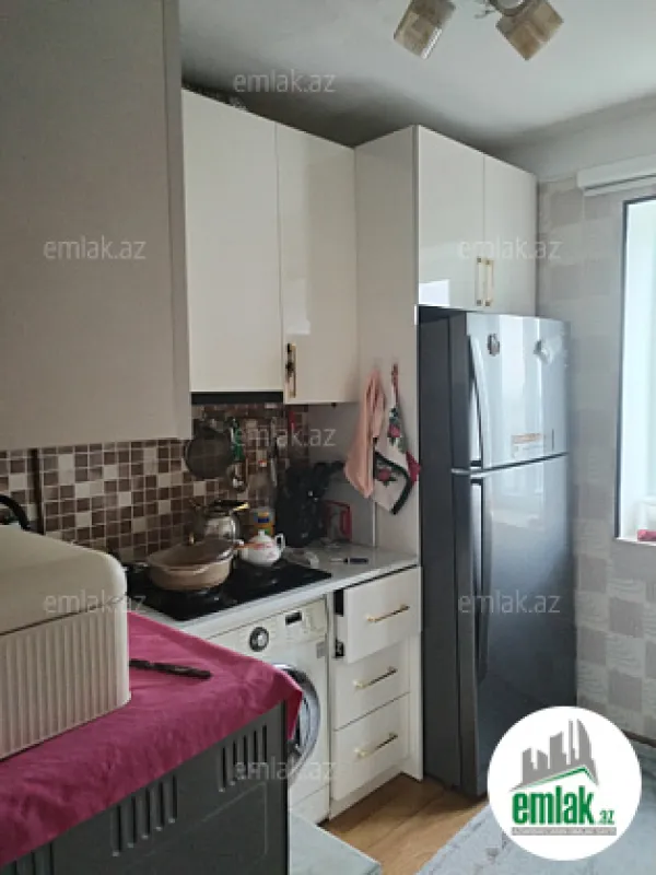 Satılır 3 otaqlı köhnə tikili 67 m²