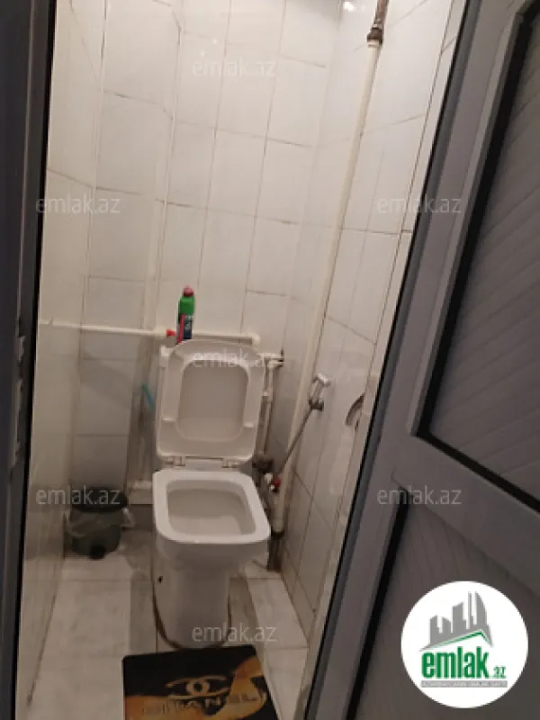Satılır 3 otaqlı köhnə tikili 67 m²