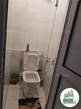 Satılır 3 otaqlı köhnə tikili 67 m²