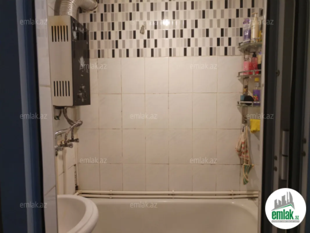 Satılır 3 otaqlı köhnə tikili 67 m²