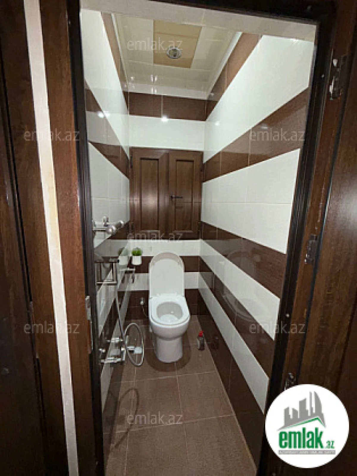 Satılır 3 otaqlı köhnə tikili 78 m²