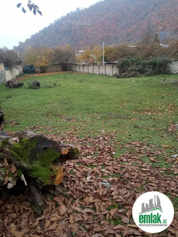 Satılır torpaq sahəsi 12 m²