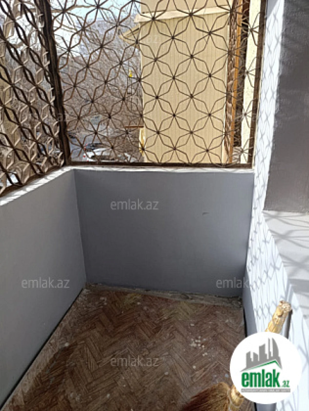 Satılır 2 otaqlı köhnə tikili 43 m²