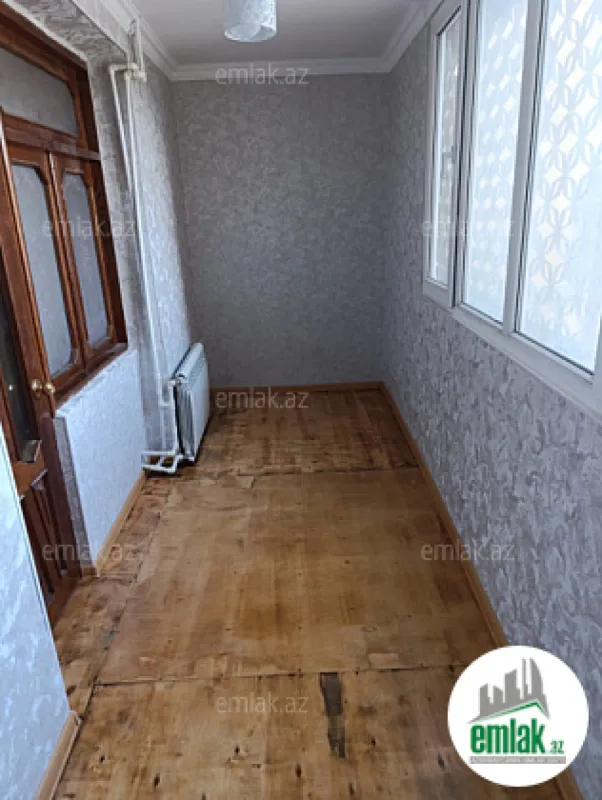 Satılır 2 otaqlı köhnə tikili 43 m²