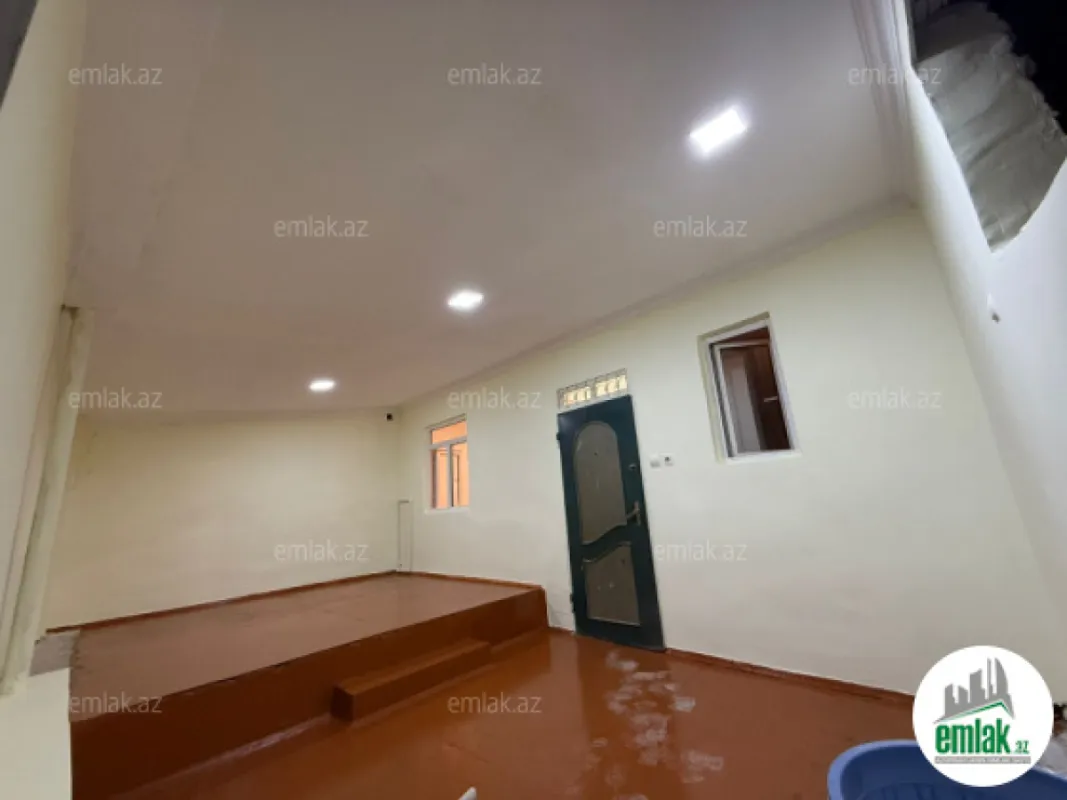 Satılır 4 otaqlı həyət evi 100 m²