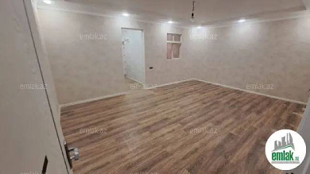 Satılır 4 otaqlı həyət evi 100 m²