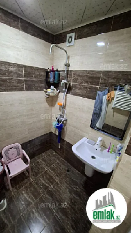 Satılır 4 otaqlı yeni tikili 100 m²