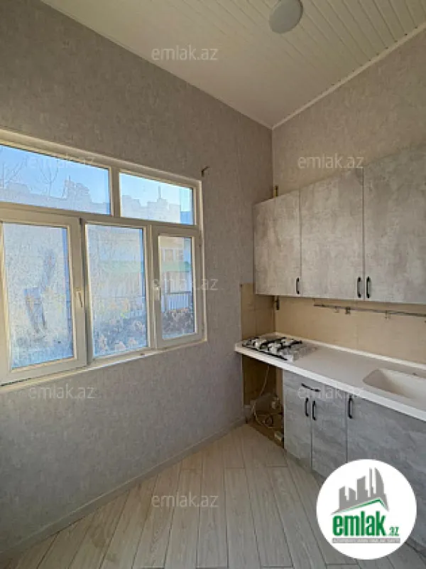 Satılır 3 otaqlı köhnə tikili 85 m²
