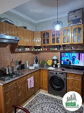 Satılır 3 otaqlı köhnə tikili 100 m²