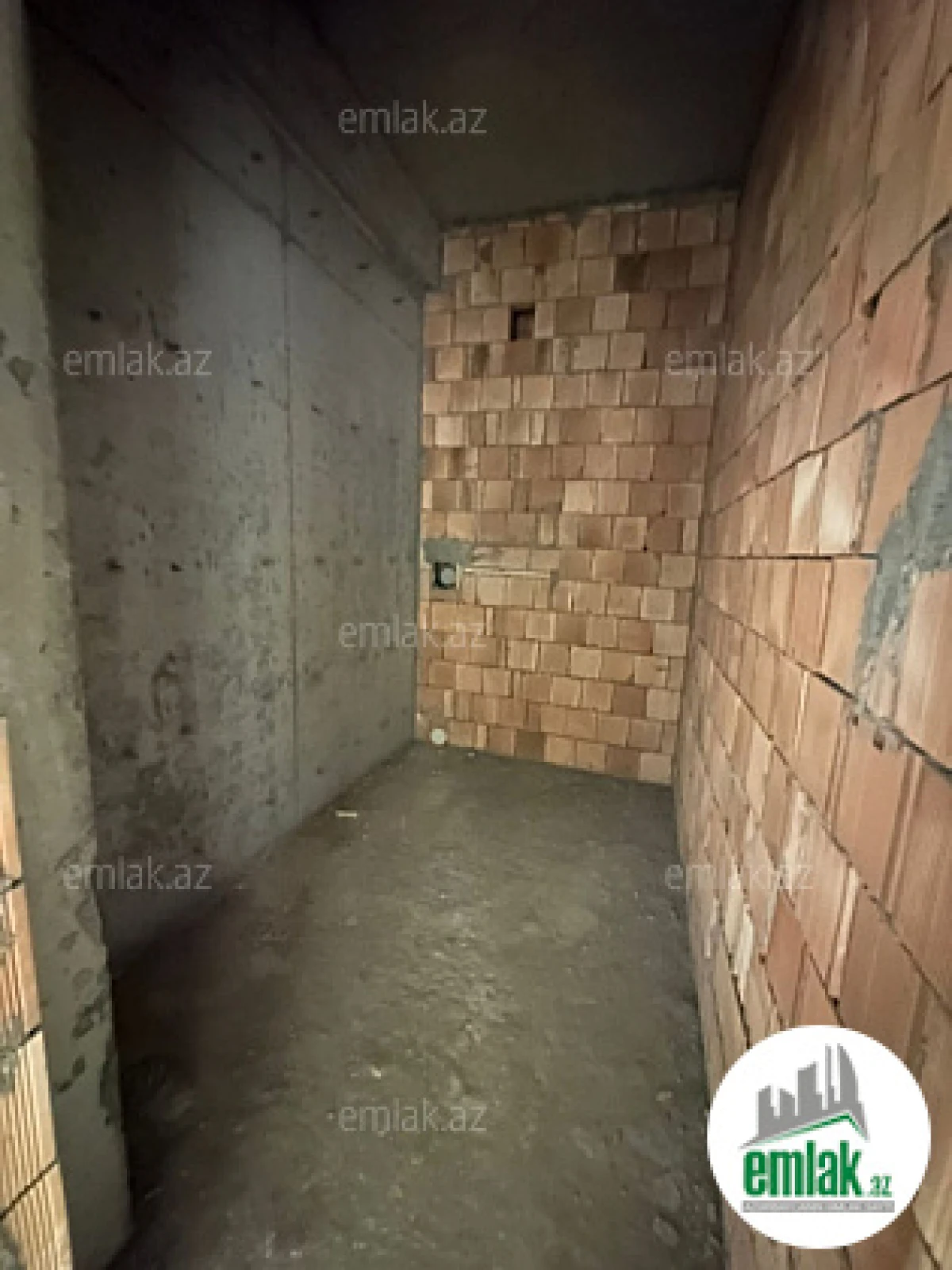 Satılır 2 otaqlı yeni tikili 84 m²