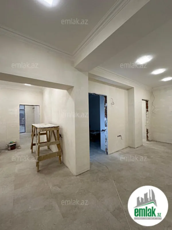 Satılır 4 otaqlı yeni tikili 210 m²